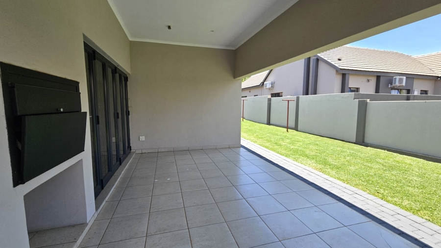 To Let 3 Bedroom Property for Rent in Melodie North West